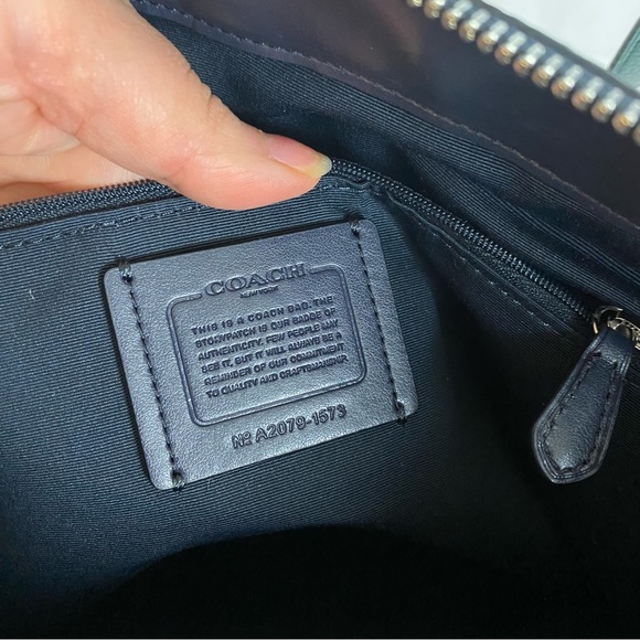 May Tote COACH 1573 SV/DARK TURQUOISE Refined pebble leather - Picture 8 of 9